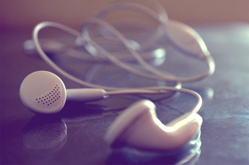 earphones